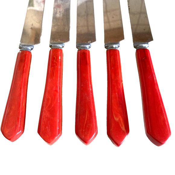 Vintage Red BAKELITE Handle Dinner Knives Set (5) Kitchen Stainless Steel Blades - Picture 2 of 9